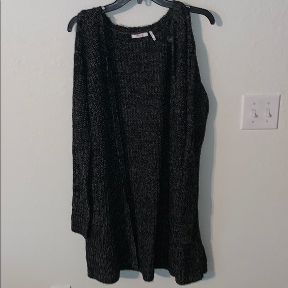 Cold Shoulder Grey Sweater NWT - Picture 2 of 5